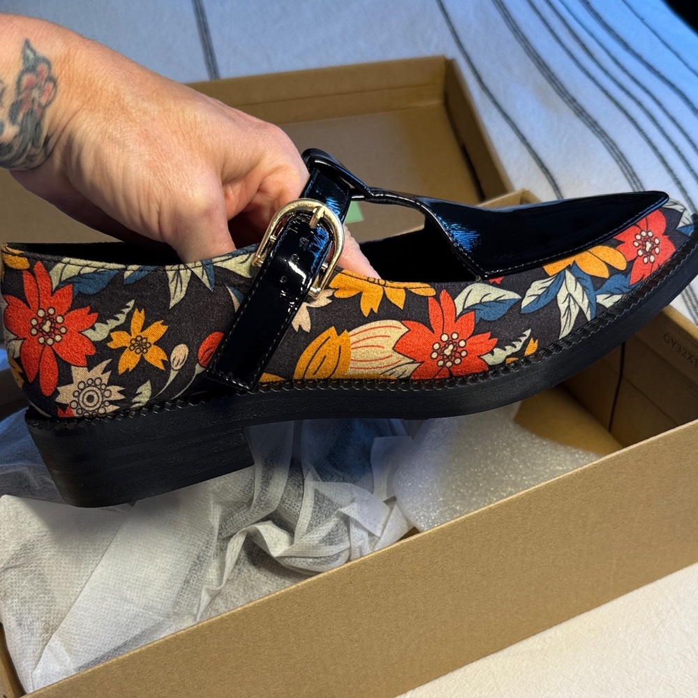 Floral Mary Jane Shoes with Black Patent Strap
